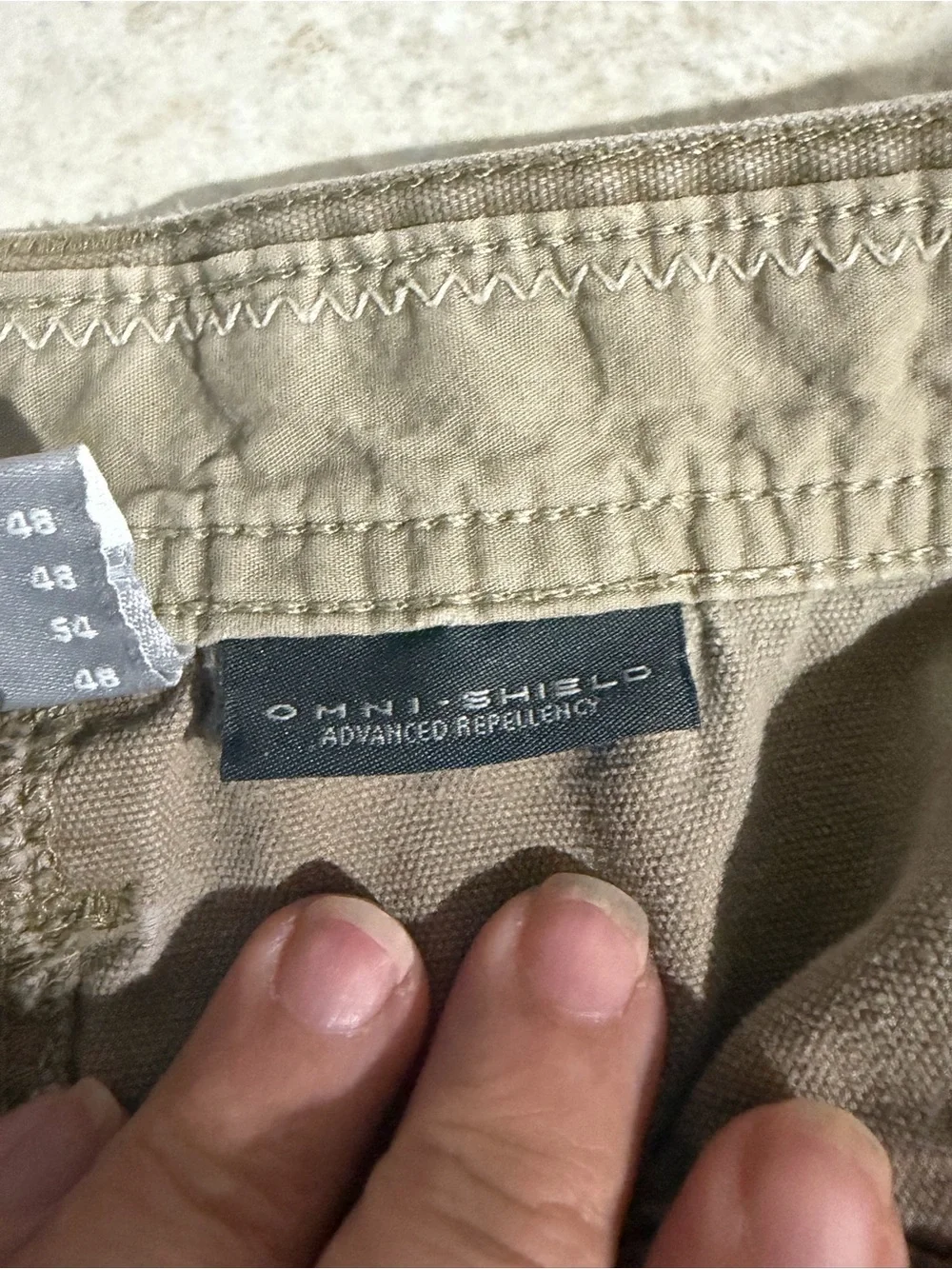 Columbia Ultimate ROC Men’s Cargo Shorts 38 Khaki Tan Omni-Shield 11” Cotton